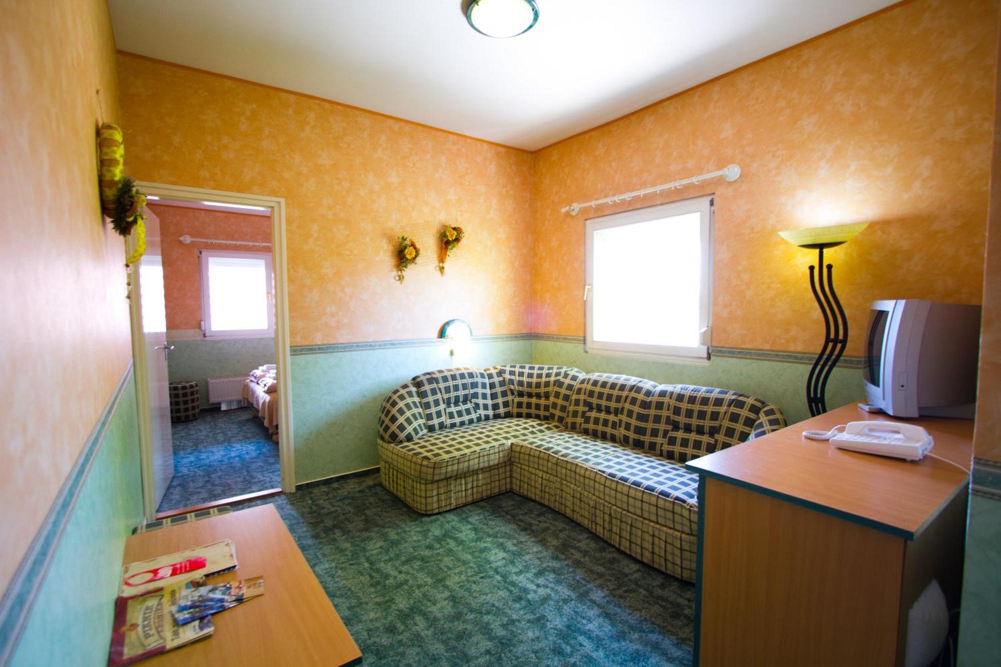 Piknik Wellness Hotel Siofok Dış mekan fotoğraf